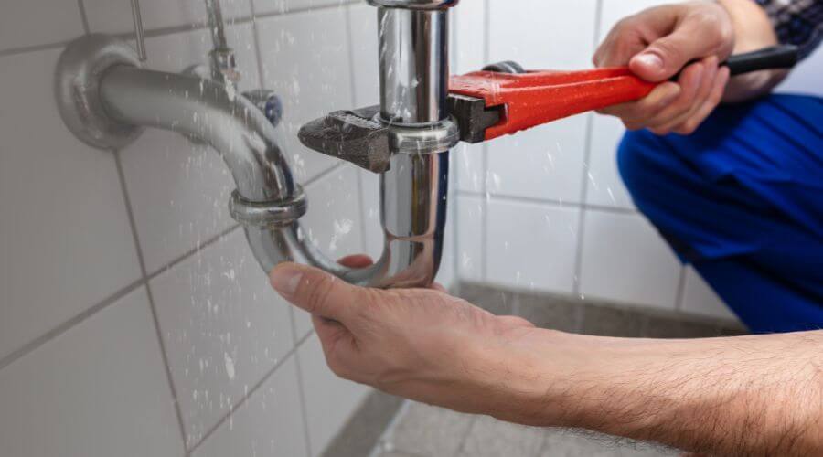 Expert burst pipe repair services in Barco, NC